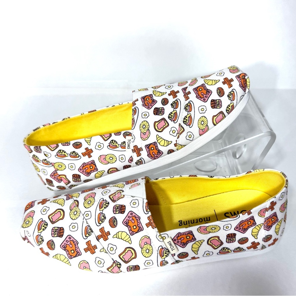 Toms Alpharetta Breakfast Good Morning Slip On Flats. 6.5. Excellent Cond